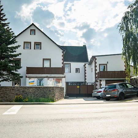 Good Sleep - Appartments Irxleben Екстериор снимка